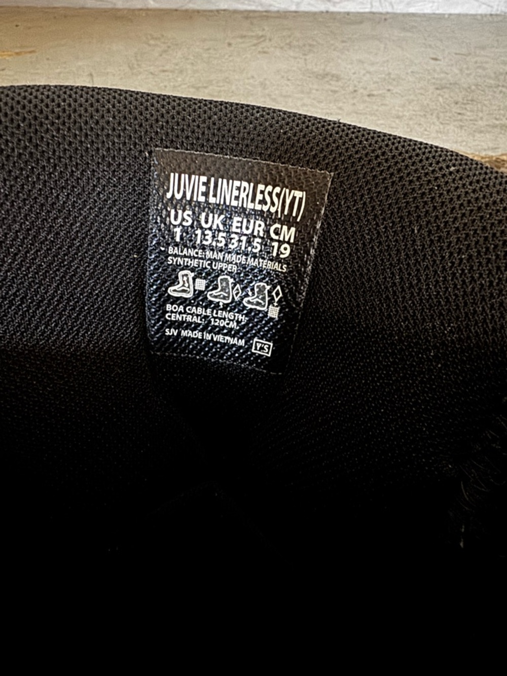 Vans Juve YT snowboard boots - Picture 3 of 4